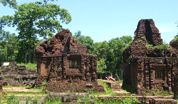 My Son Sanctuary and Tourists